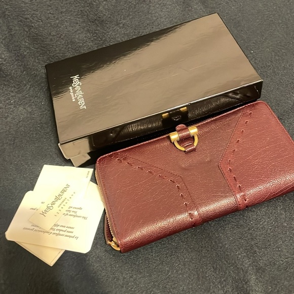 YSL Muse Deep Purple Leather Zippy Wallet EUC - Picture 12 of 13